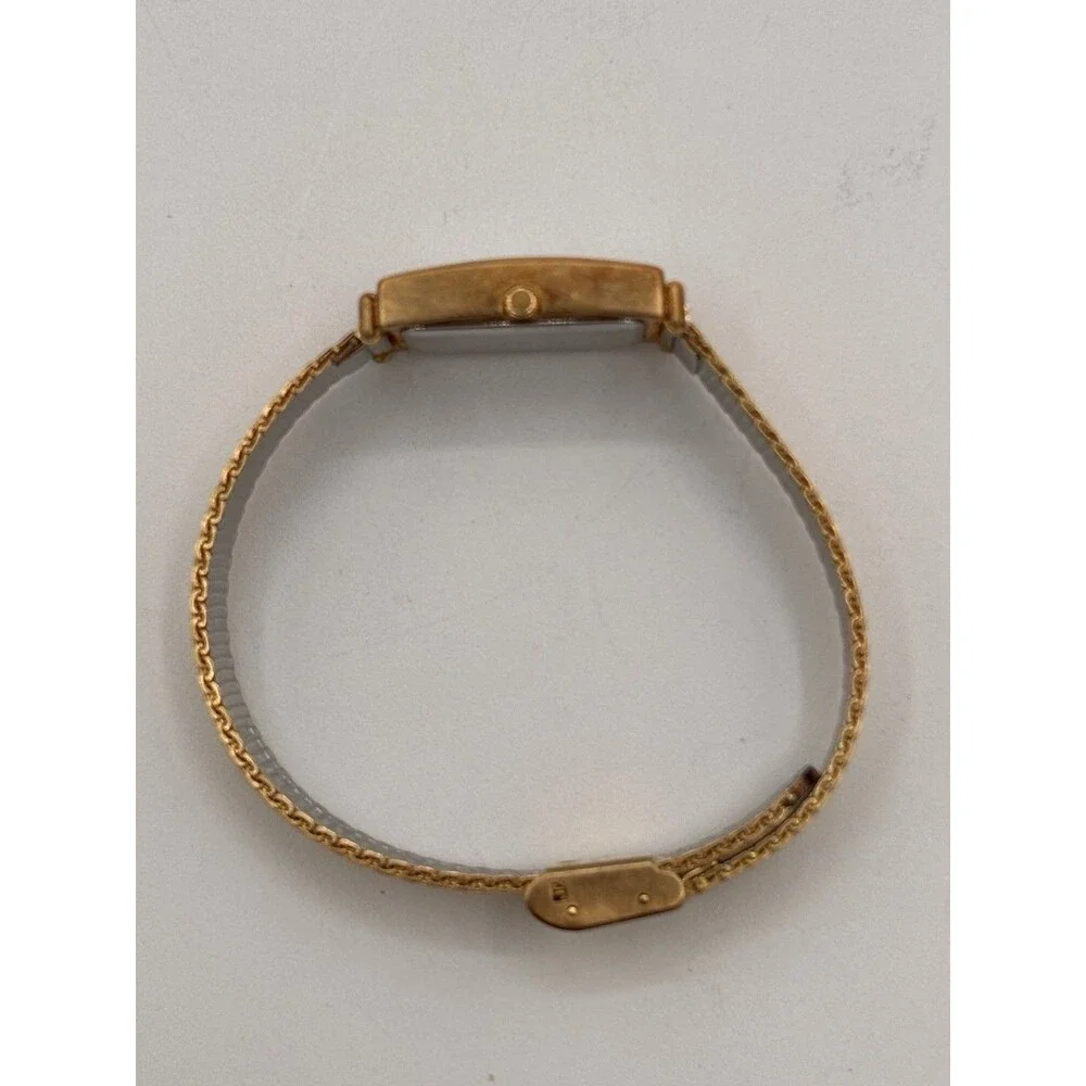 Vintage Disney Winnie the Pooh Tank Watch 18mm Womens Gold Tone New Battery